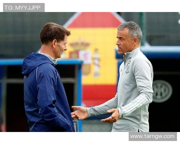 足球明星颜值巅峰时刻谁是最帅的球场风云人物